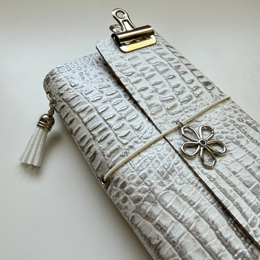 Margot | Pocket