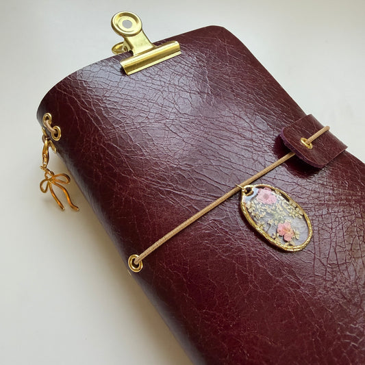 Claret | Pocket